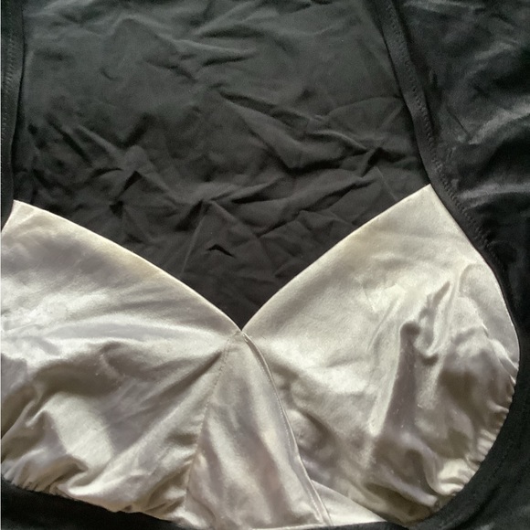 Trulo collection  short stretchy shirt crop top. - Picture 1 of 5